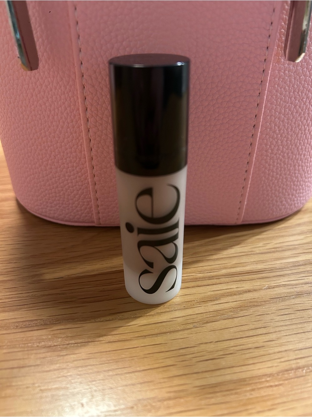 SAIE Mini Glowy Super Gel Lightweight Dewy Multipurpose Illuminator - Sunglow